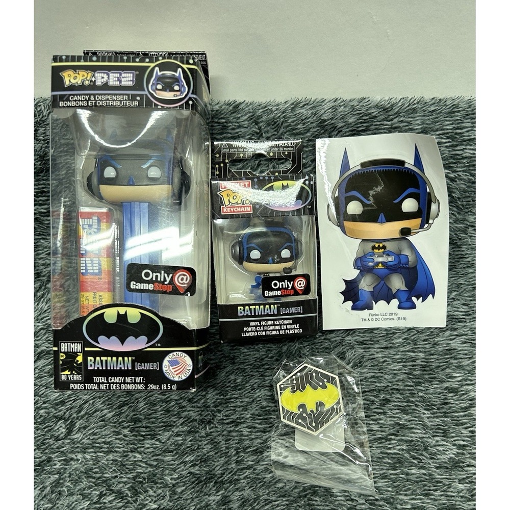 Funko Pop Batman Gamer Game Stop Lot of 4 Pez, Keychain, Sticker, & Pin (SH1)